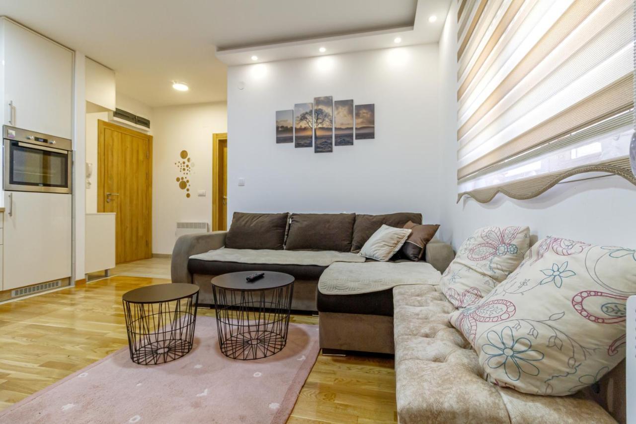 Apartment Nirvana 06